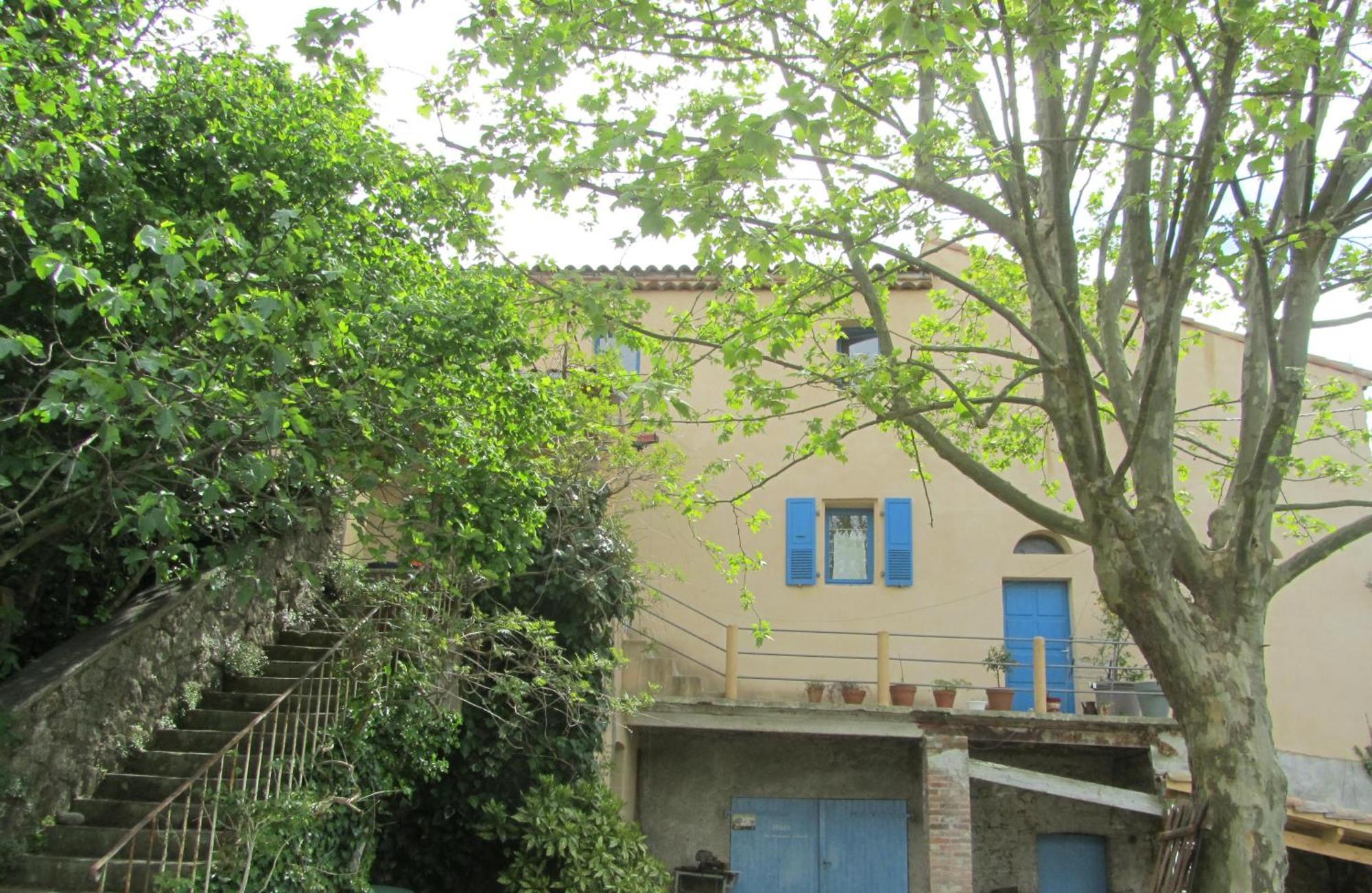 La Colline Bleue Bed & Breakfast Banne Exterior foto