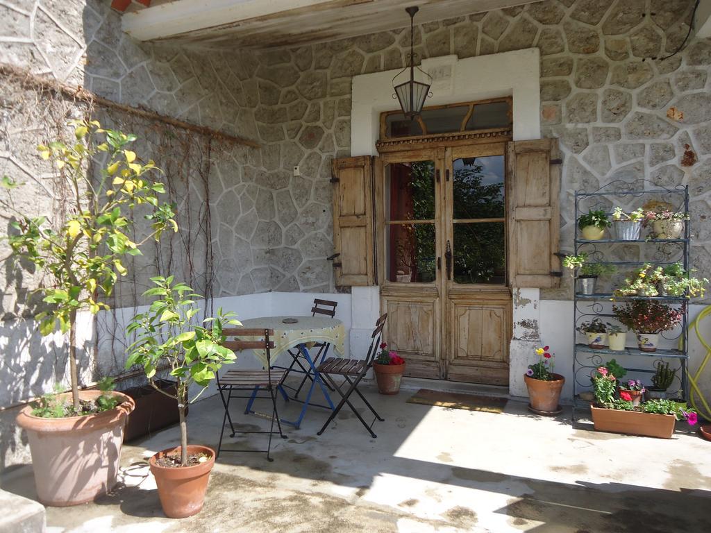 La Colline Bleue Bed & Breakfast Banne Cameră foto