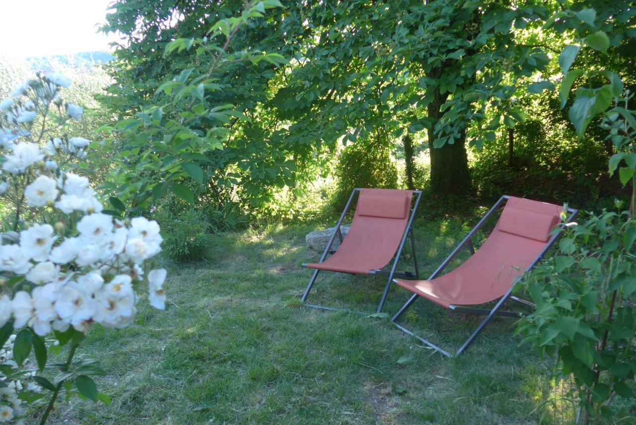 La Colline Bleue Bed & Breakfast Banne Exterior foto